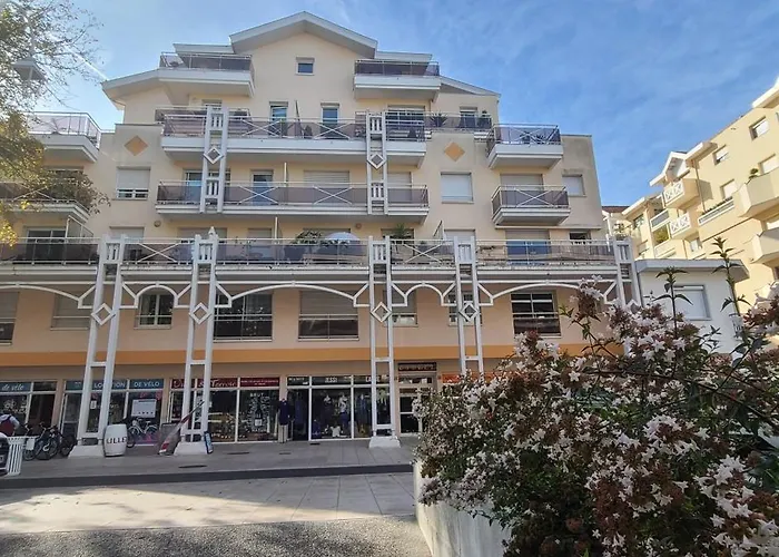 Cybele - Hyper Centre *